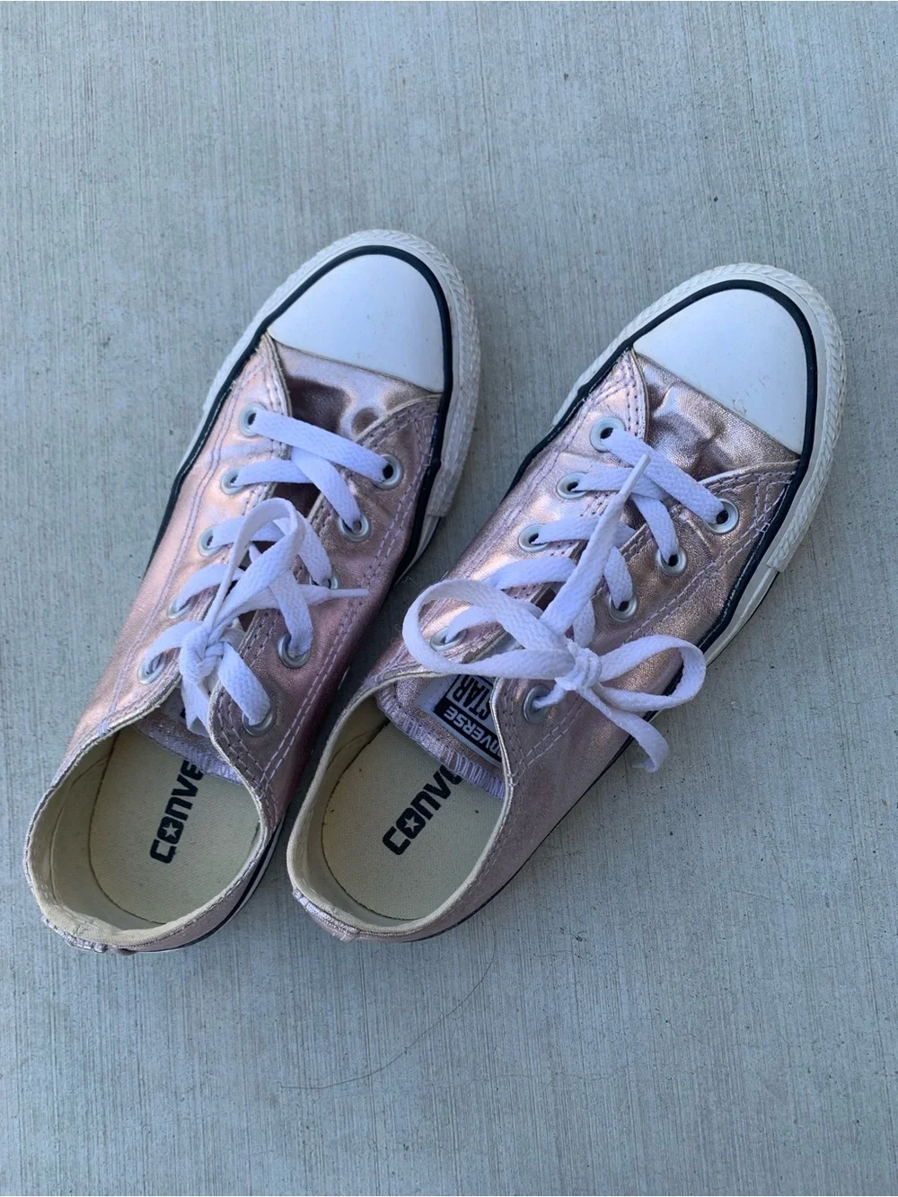 Converse Shiny Pink Sneakers